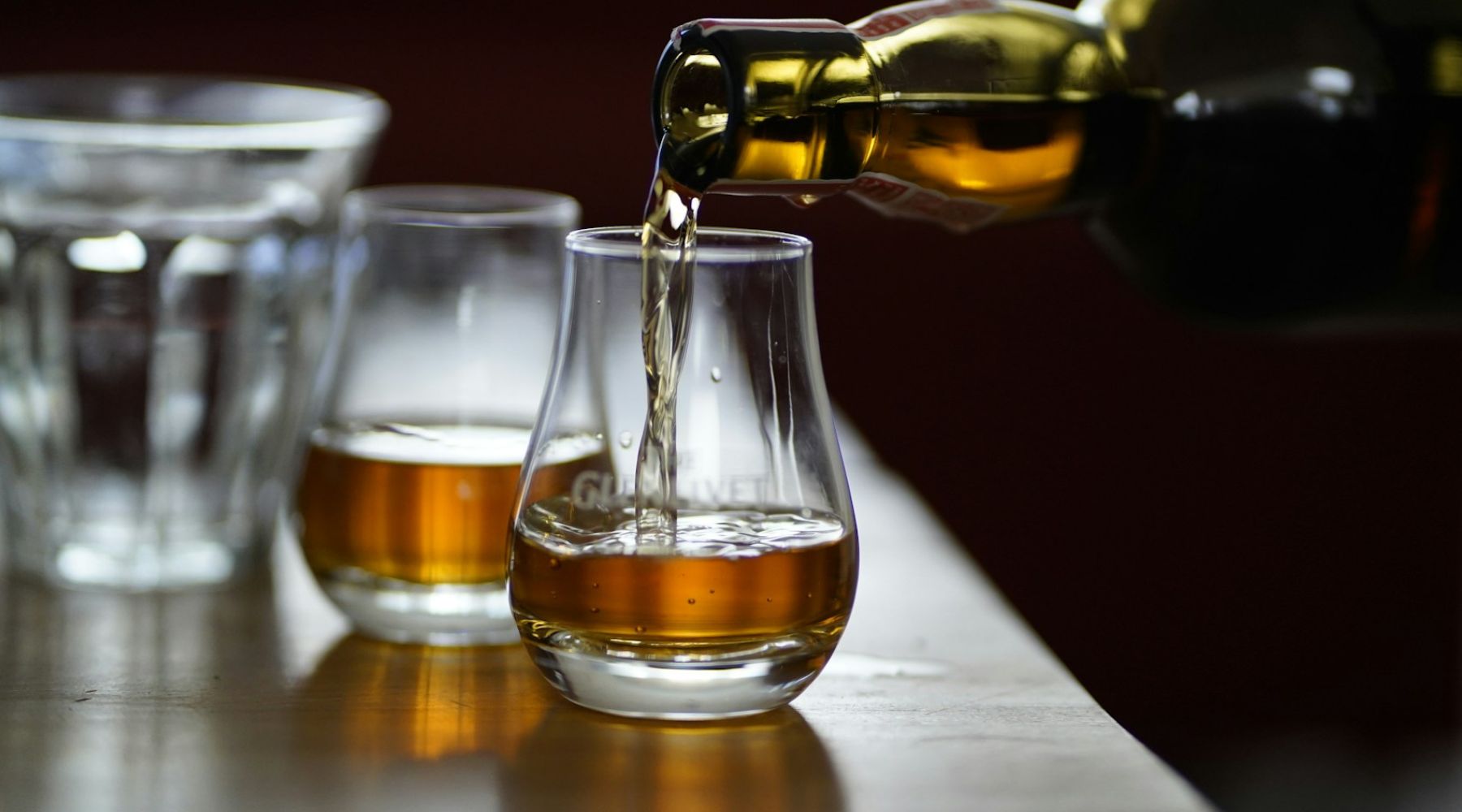 How to Drink Whisky? - AlbertWines2u